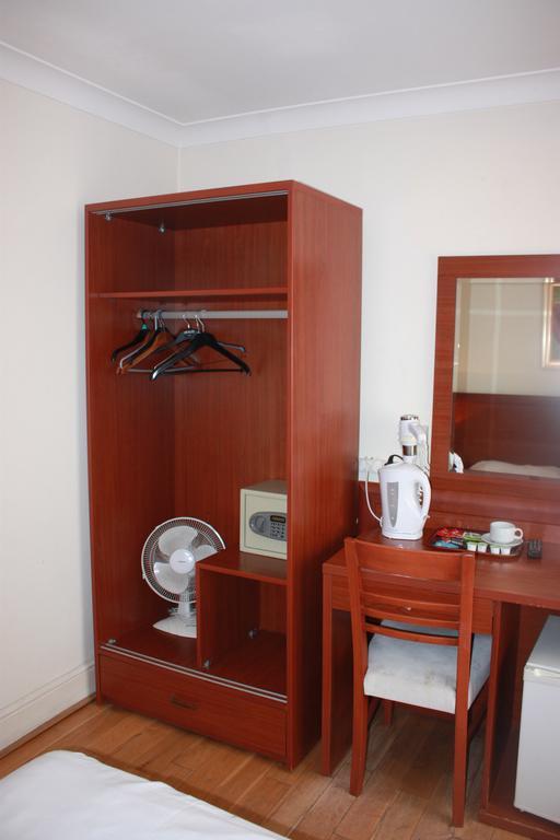 Corner House Hotel لندن الغرفة الصورة