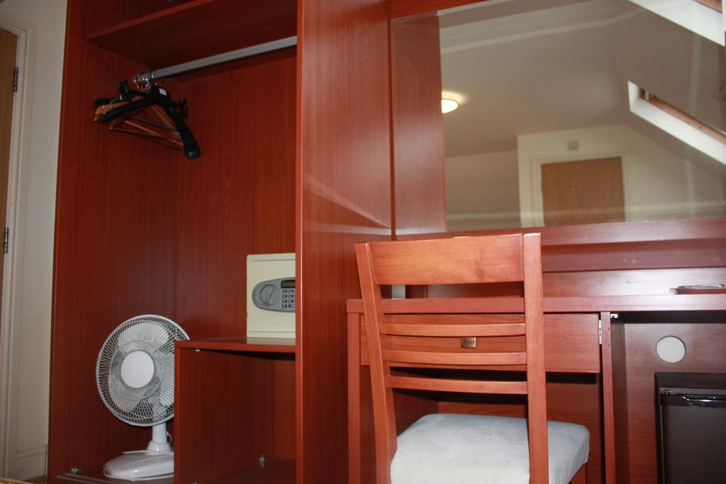 Corner House Hotel لندن الغرفة الصورة